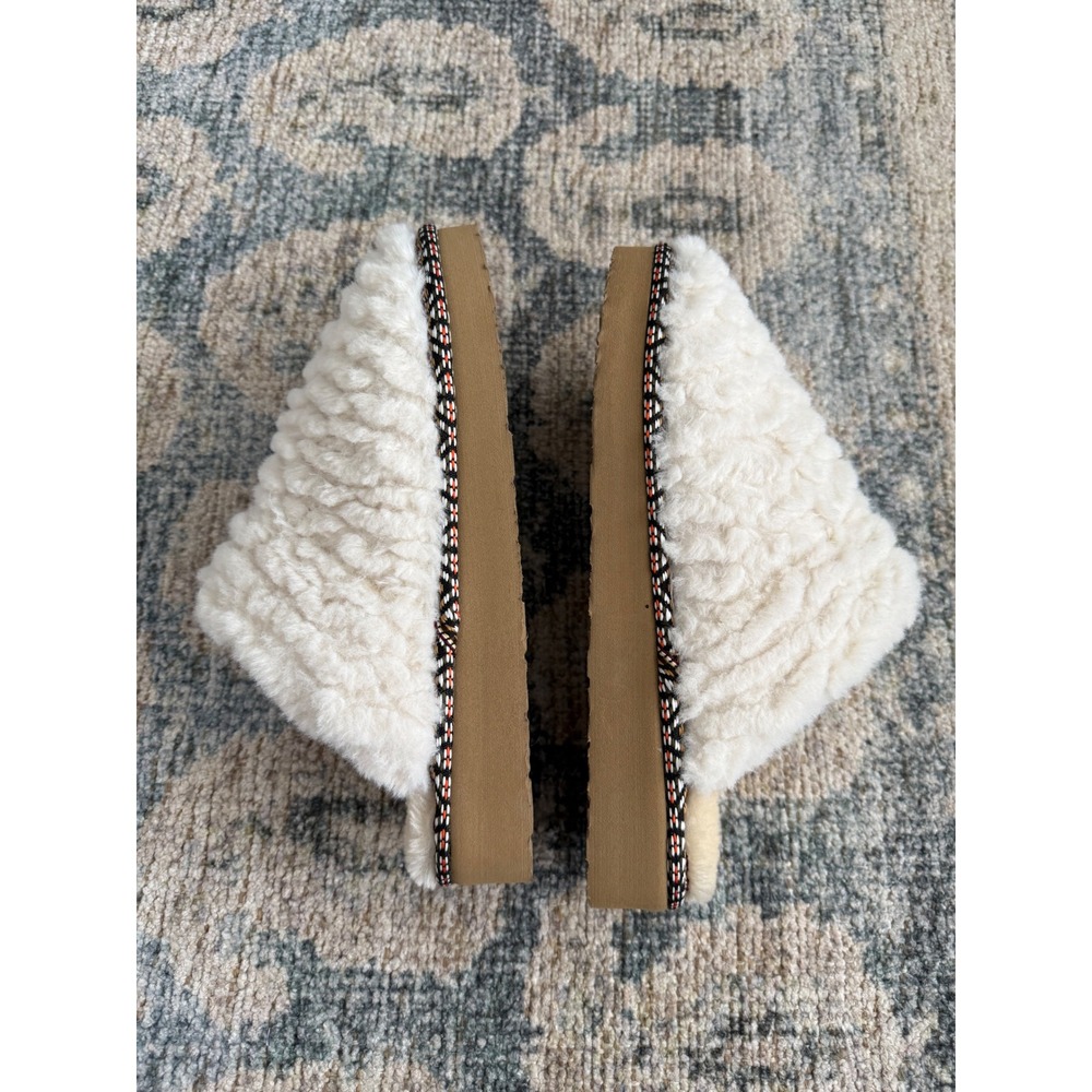 Minnetonka Shally Slipper Size 8 New in Box - Picture 3 of 5
